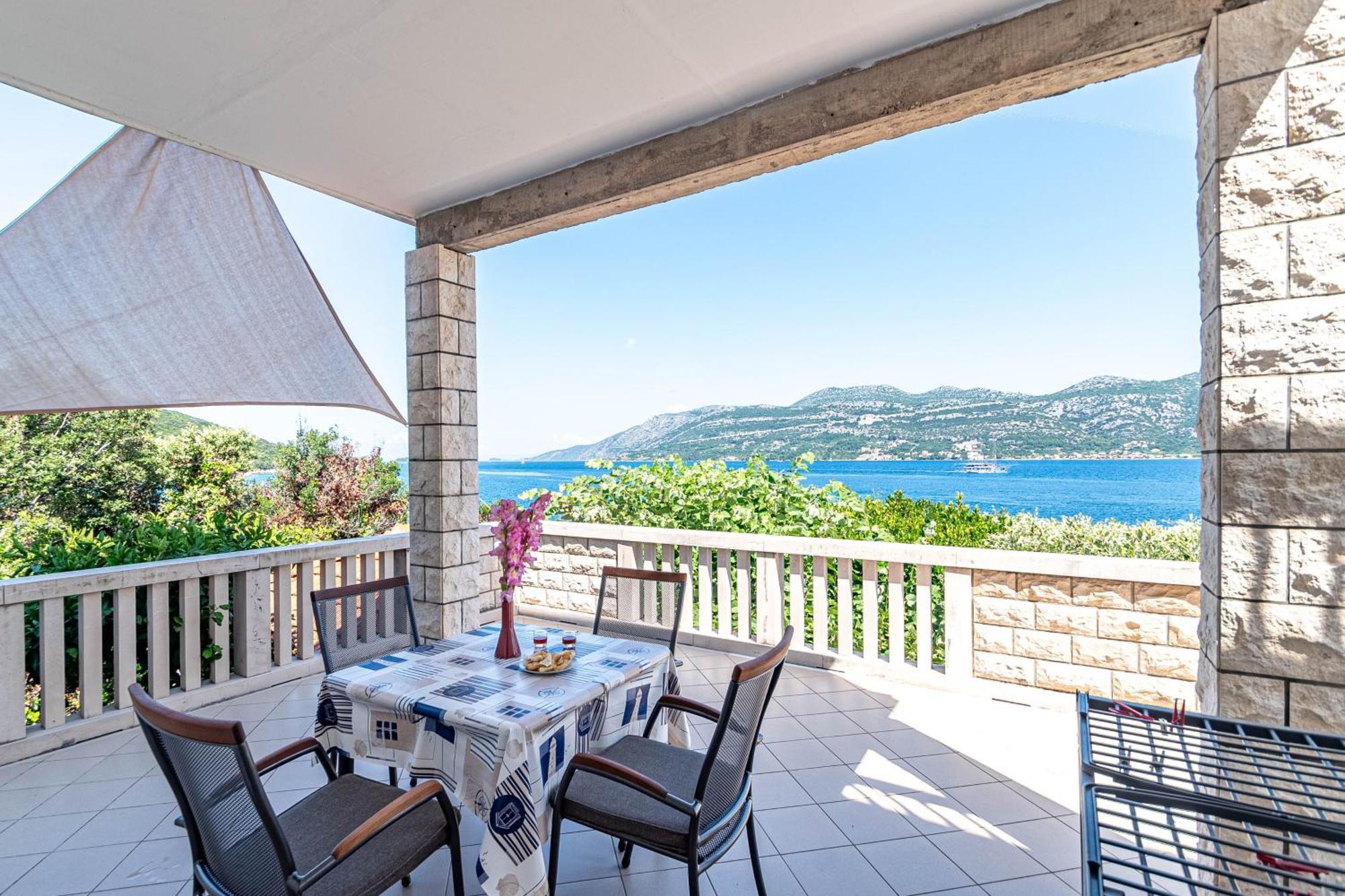 Apartments By The Sea Tri Zala, Korcula - 9237 Zrnovo Exterior foto